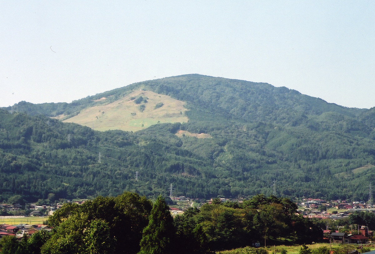 日本の200名山　霊峰位山（くらいやま）