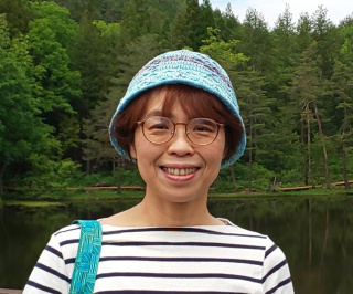 シモハタエミコ