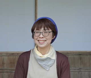 シモハタエミコ