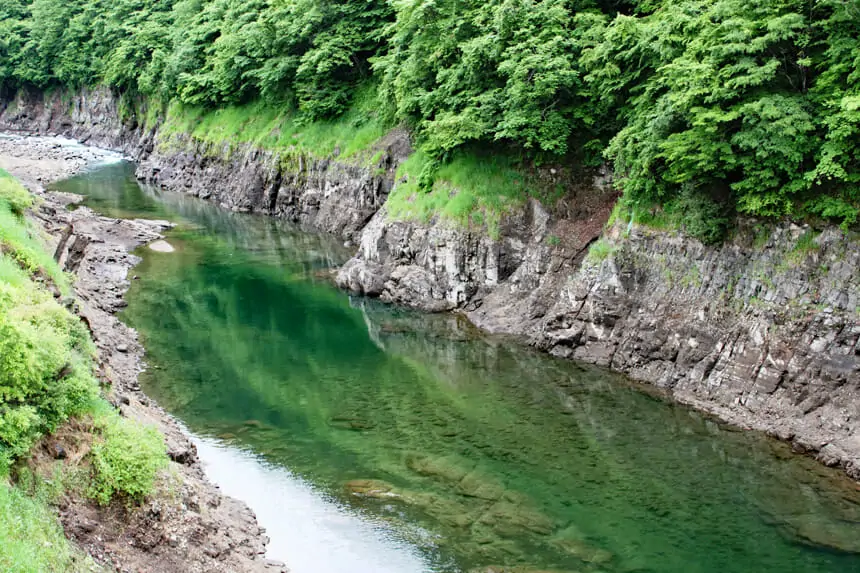 庄川（牛丸みぼろダム）