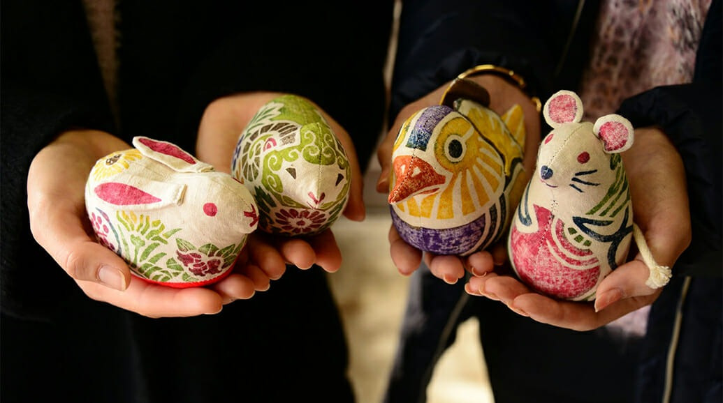 木版手染めぬいぐるみ