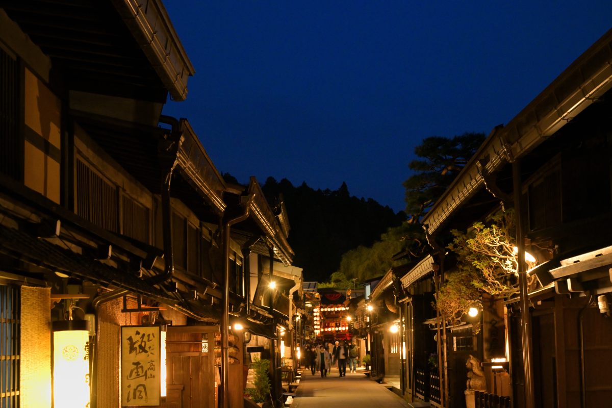 撮影地：高山市上三之町