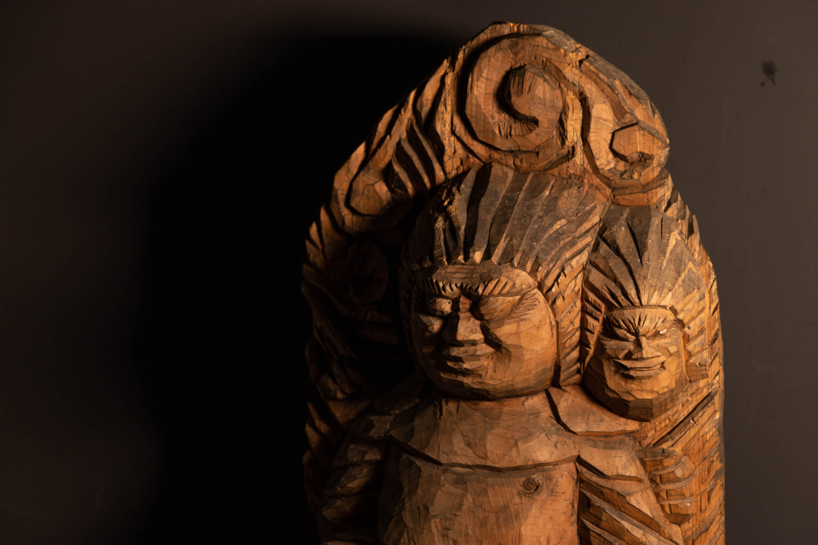 悠久の時を見つめる 円空 両面宿儺像