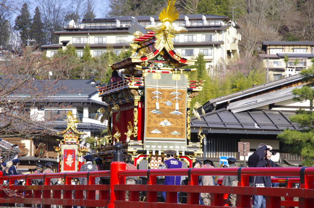 特集春の高山祭