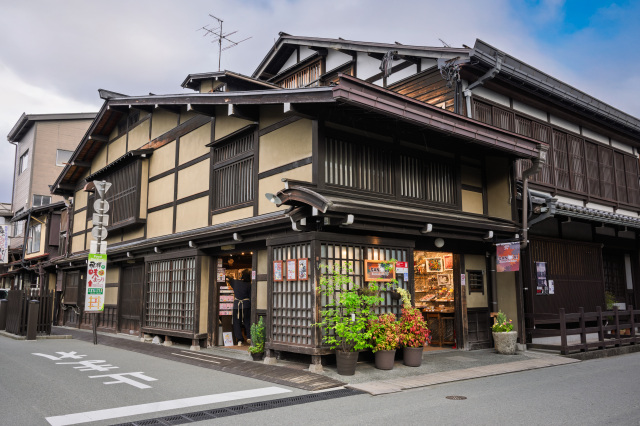 お土産探しがもっと楽しくなる場所