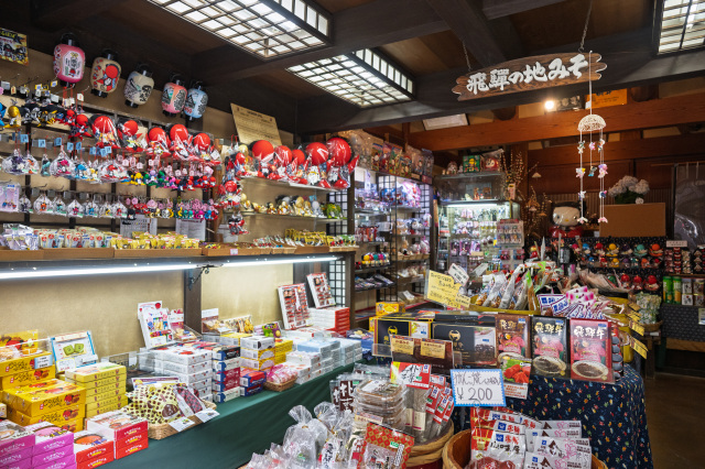 店内にはたくさんの商品