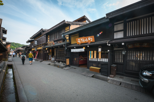 散策途中の立ち寄りに便利