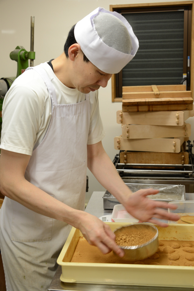 職人が一つひとつ丁寧に