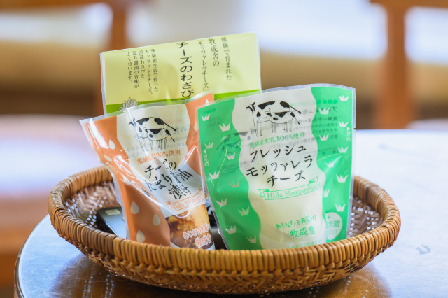 職人が手間暇かけて作る「チーズ」
