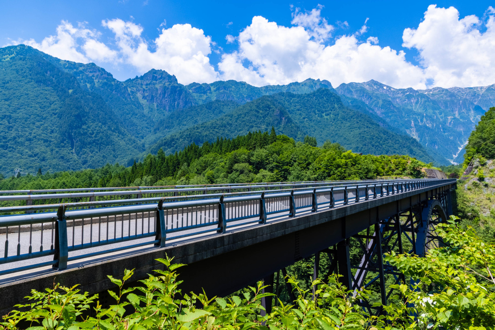 絶景スポット！　北アルプス大橋