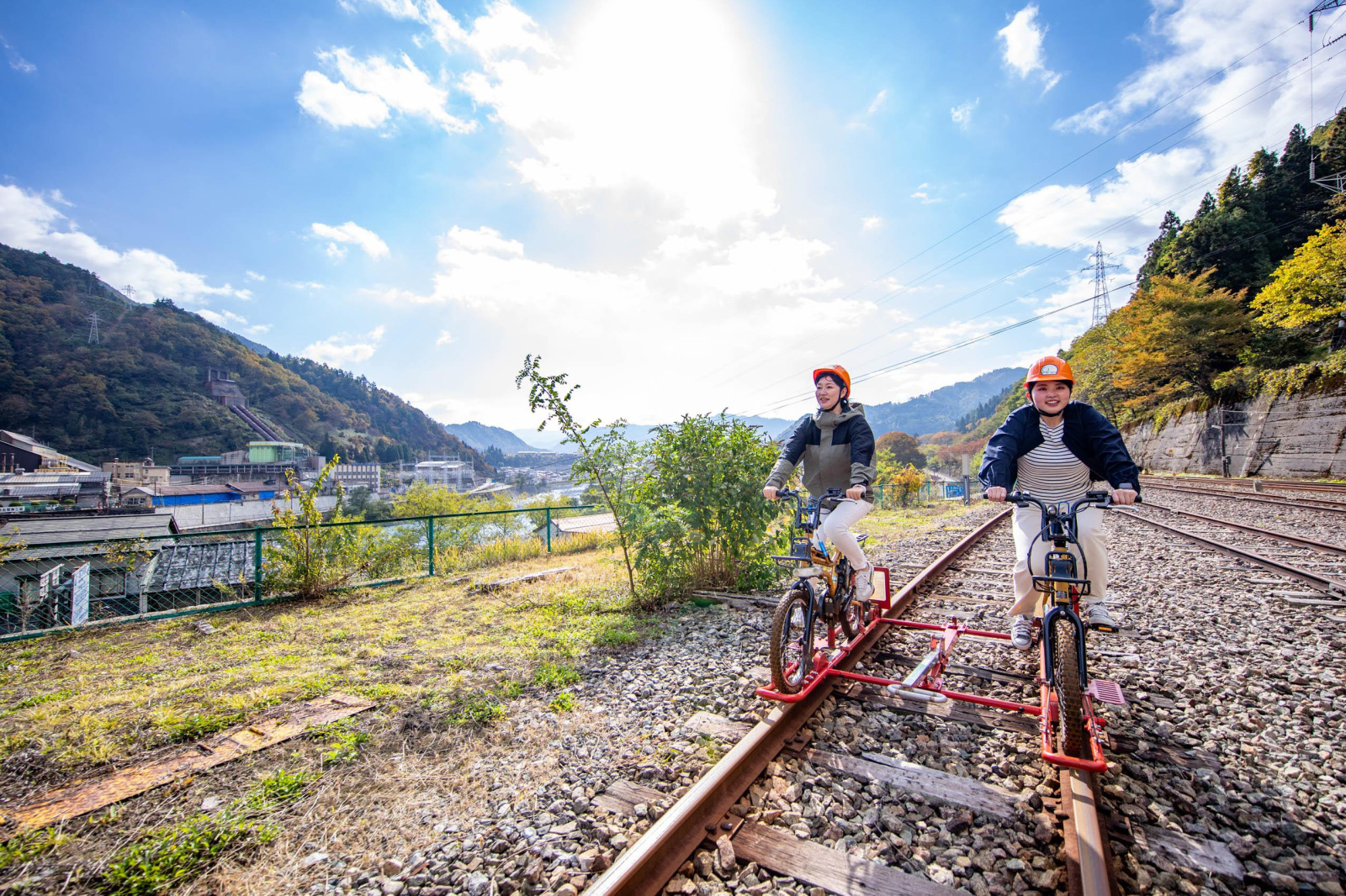 廃線を走り抜ける爽快感レールマウンテンバイク