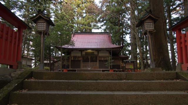東山白山神社拝殿（日本遺産構成文化財）
