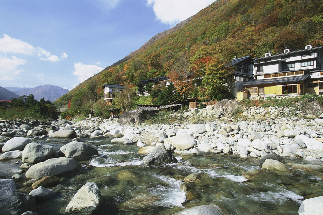 槍見の湯　槍見館