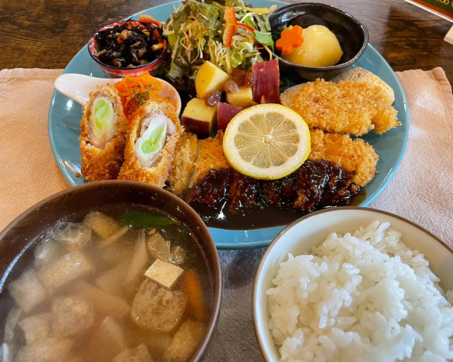 食堂カフェ菊屋