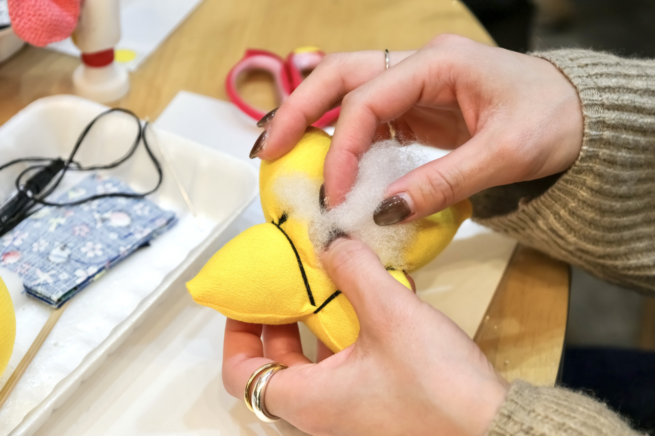 綿詰めから始めるよ♪楽しい！