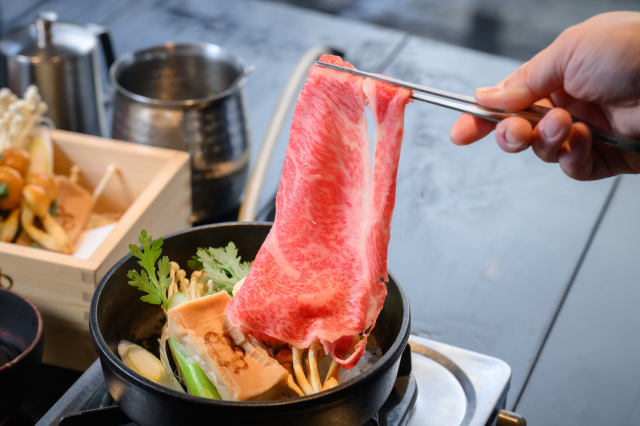 飛騨牛すきやきしゃぶしゃぶ 中橋 わかちや　