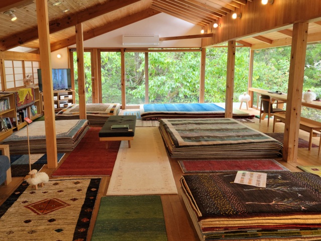 【高山店】アートギャッベ200枚展[4月25日（土）～5月6日（日）]